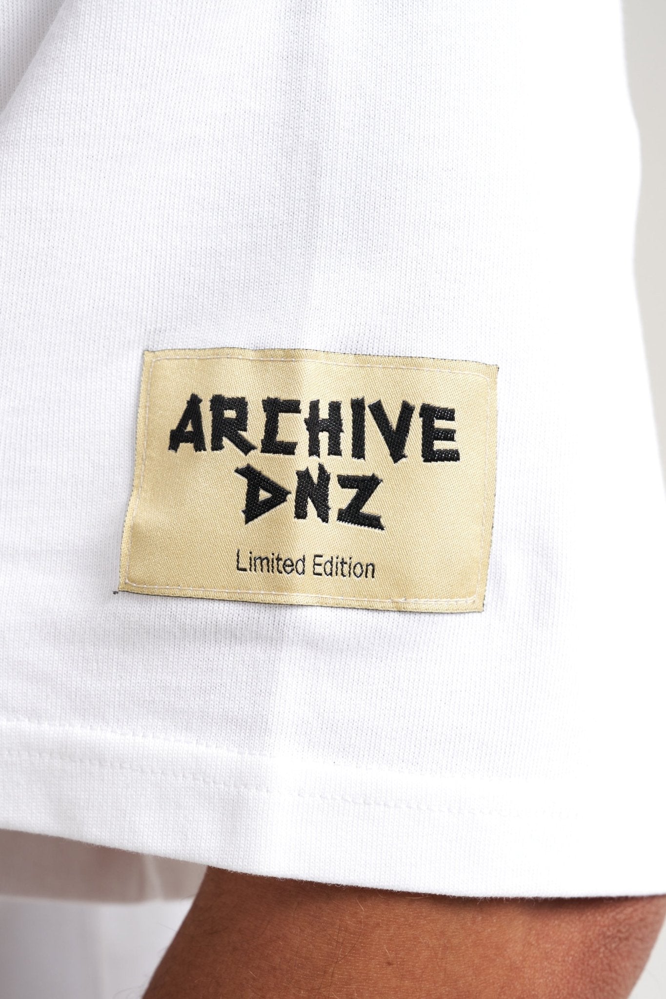 LESABRE T-SHIRT LIMITED EDITION - ARCHIVE DNZT-shirtARCHIVE DNZARCHIVE DNZXS