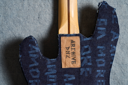 Bass "AMORE AMORE" - Denim Custom by ARCHIVE DNZ