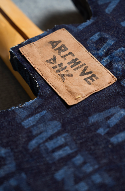 Bass "AMORE AMORE" - Denim Custom by ARCHIVE DNZ