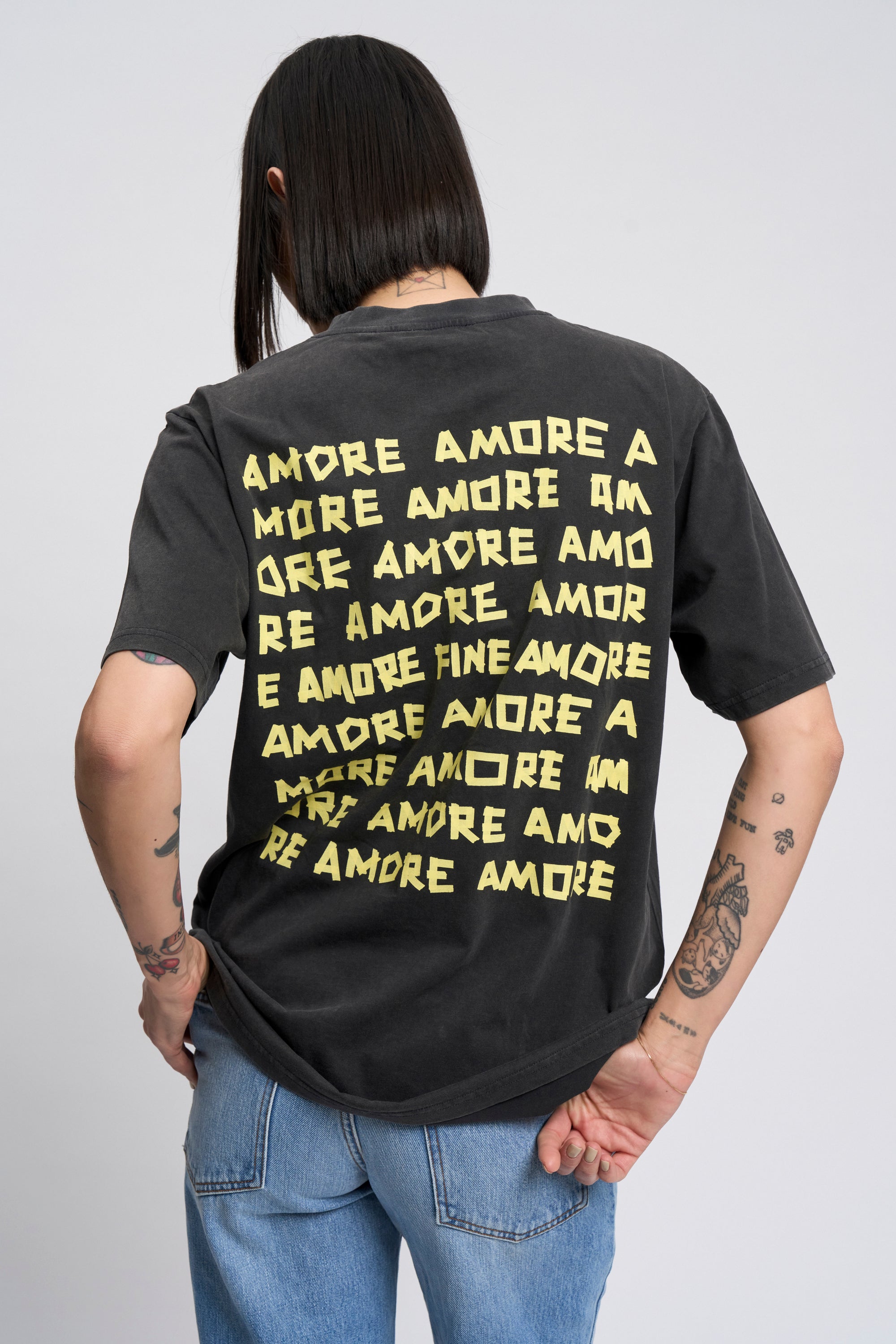 AMORE AMORE T-SHIRT