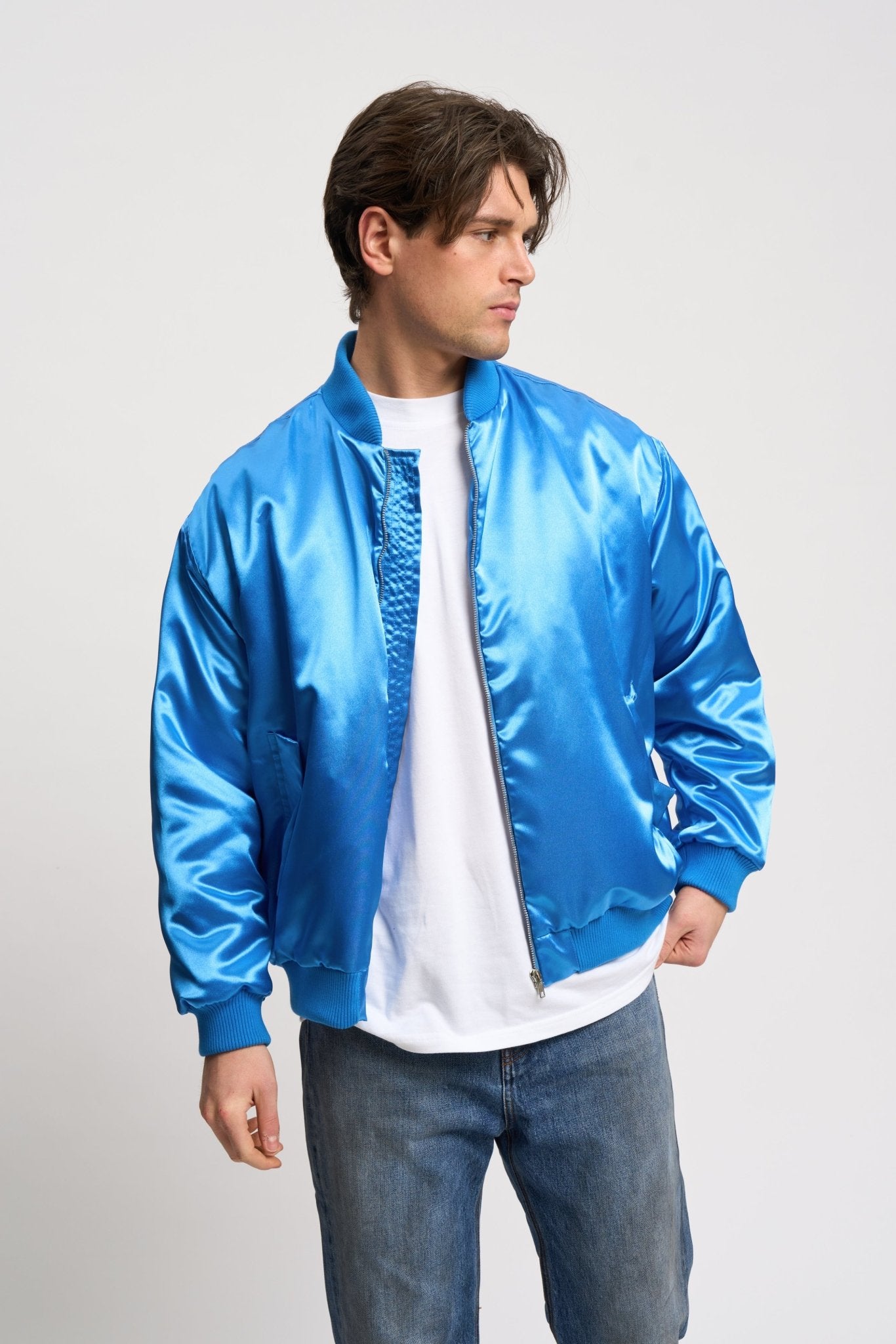 BLUE SKY BOMBER - ARCHIVE DNZARCHIVE DNZARCHIVE DNZS